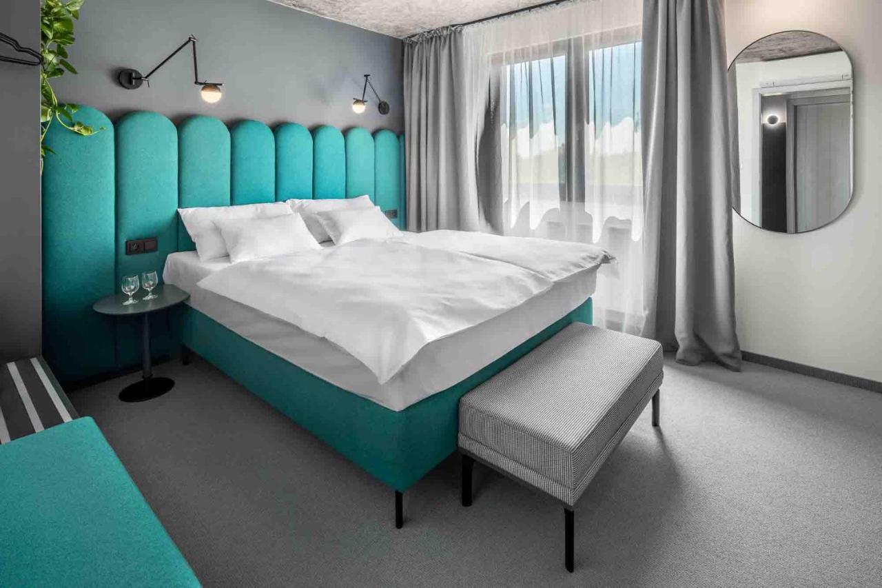 Boutique Hotel Mezi Svy Hradec Králové المظهر الخارجي الصورة