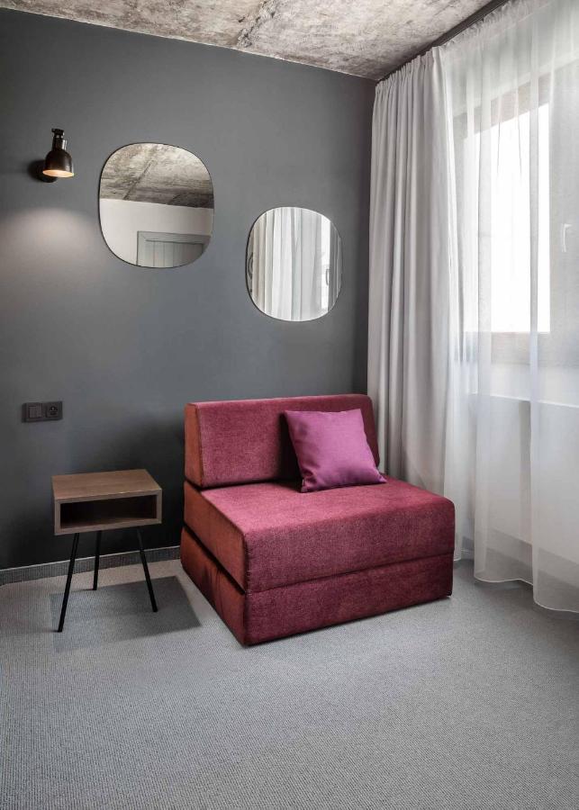 Boutique Hotel Mezi Svy Hradec Králové المظهر الخارجي الصورة